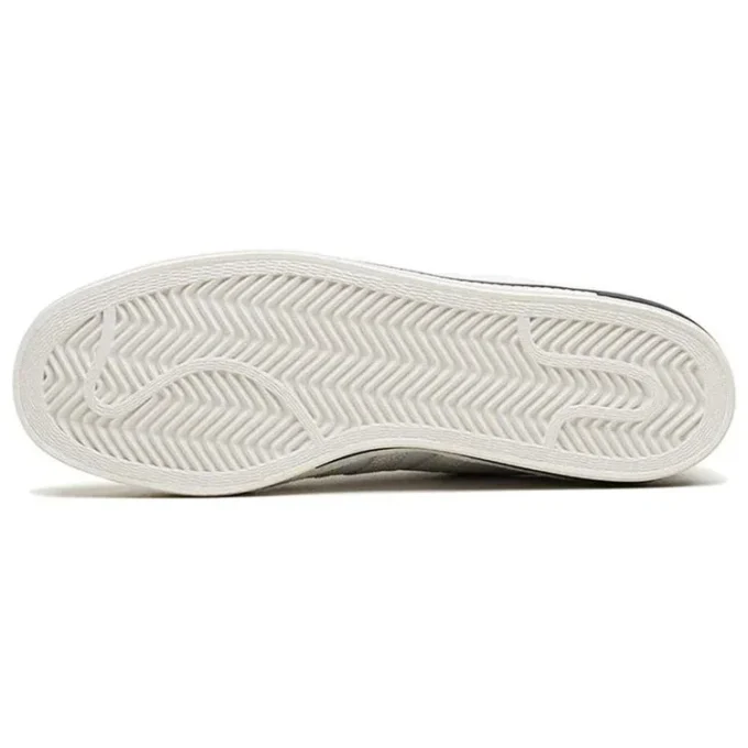 Adidas X Invincible X Neighborhood Campus “15.º Aniversário – Branco”